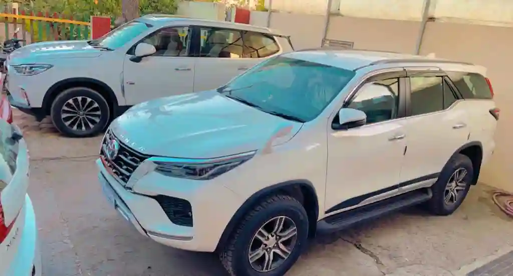 Luxury Car Rental in Indore with premium Toyota Fortuner SUV